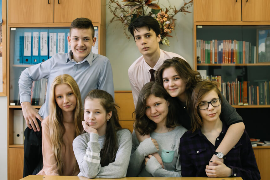 Школьный групповой портрет
